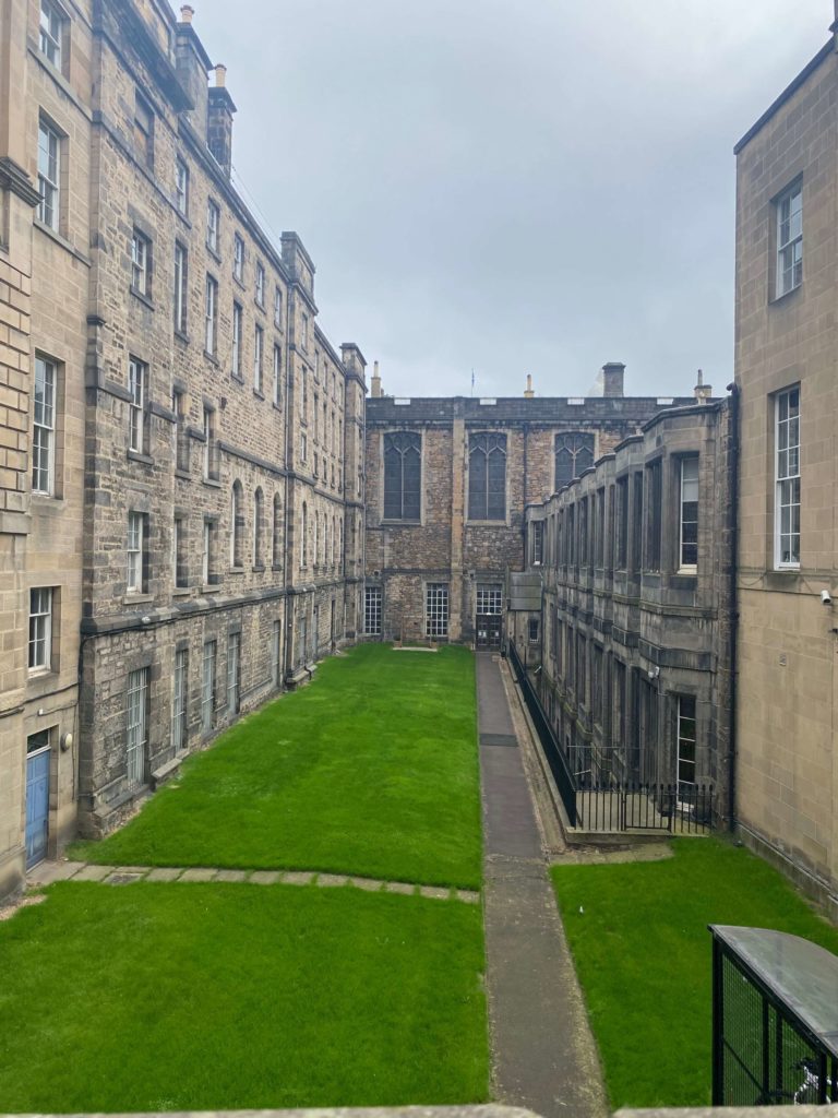 エディンバラのハリポタのグラウンドのようなスポット