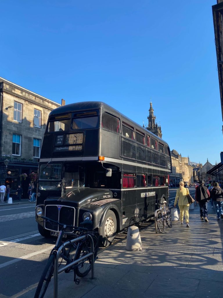 ゴーストバスツアー