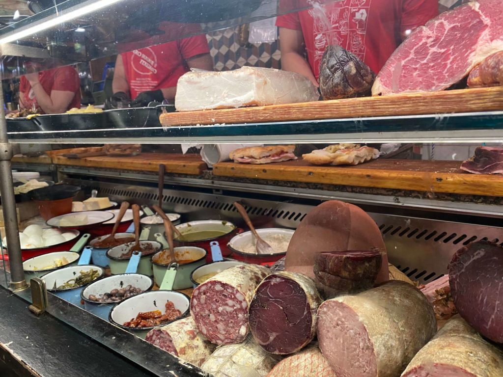 生ハムのショーケース