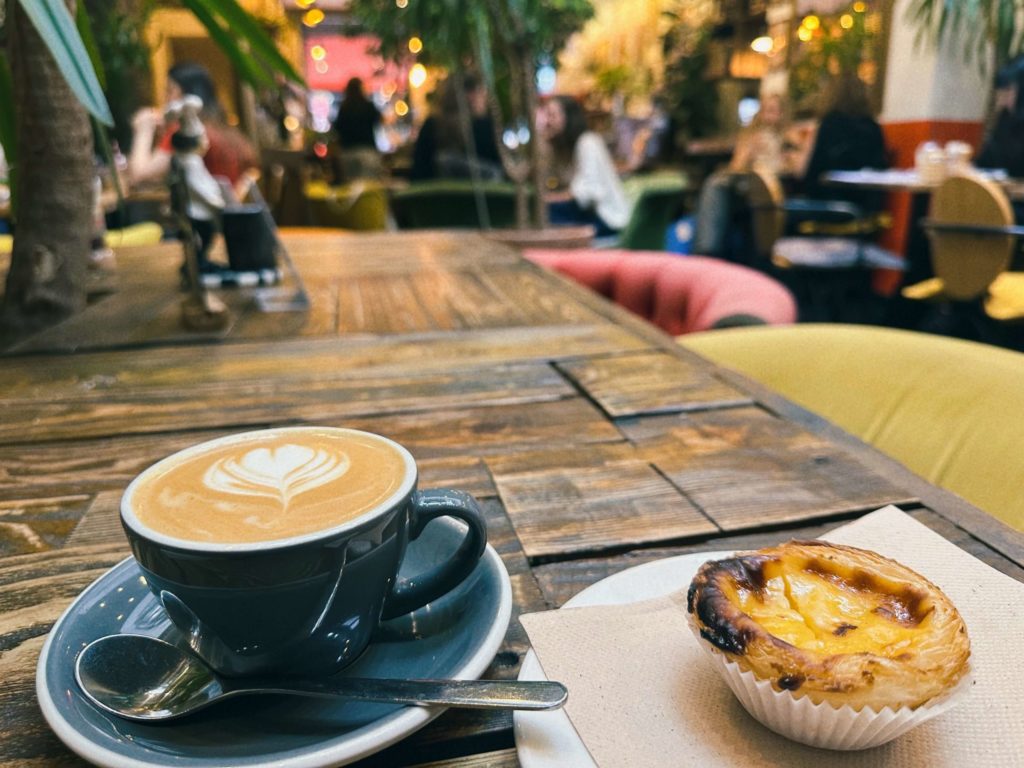 ロンドンのカフェ