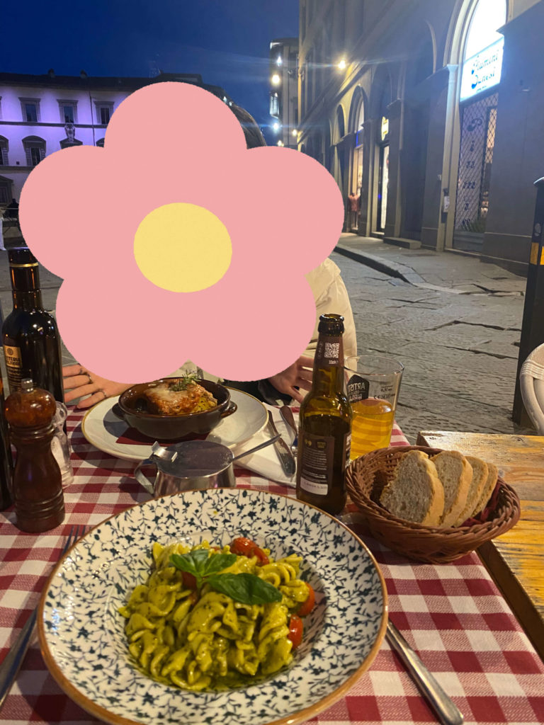 ラザニアとジェノベーゼパスタ